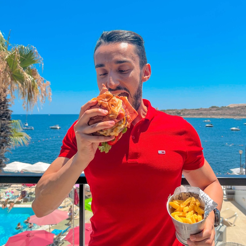 Luzzu - Restaurant by the sea in Malta